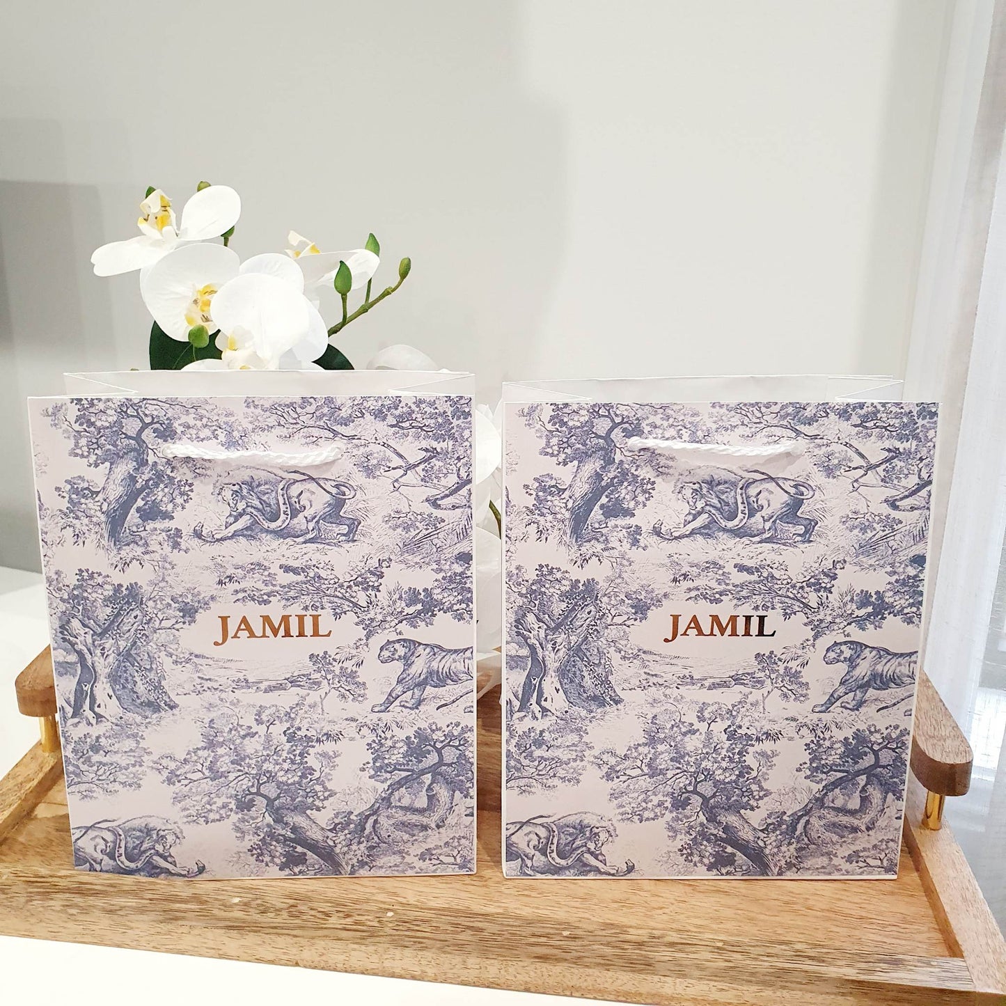 Dior personalised gift bags | White Gloss 18 x 21 cm