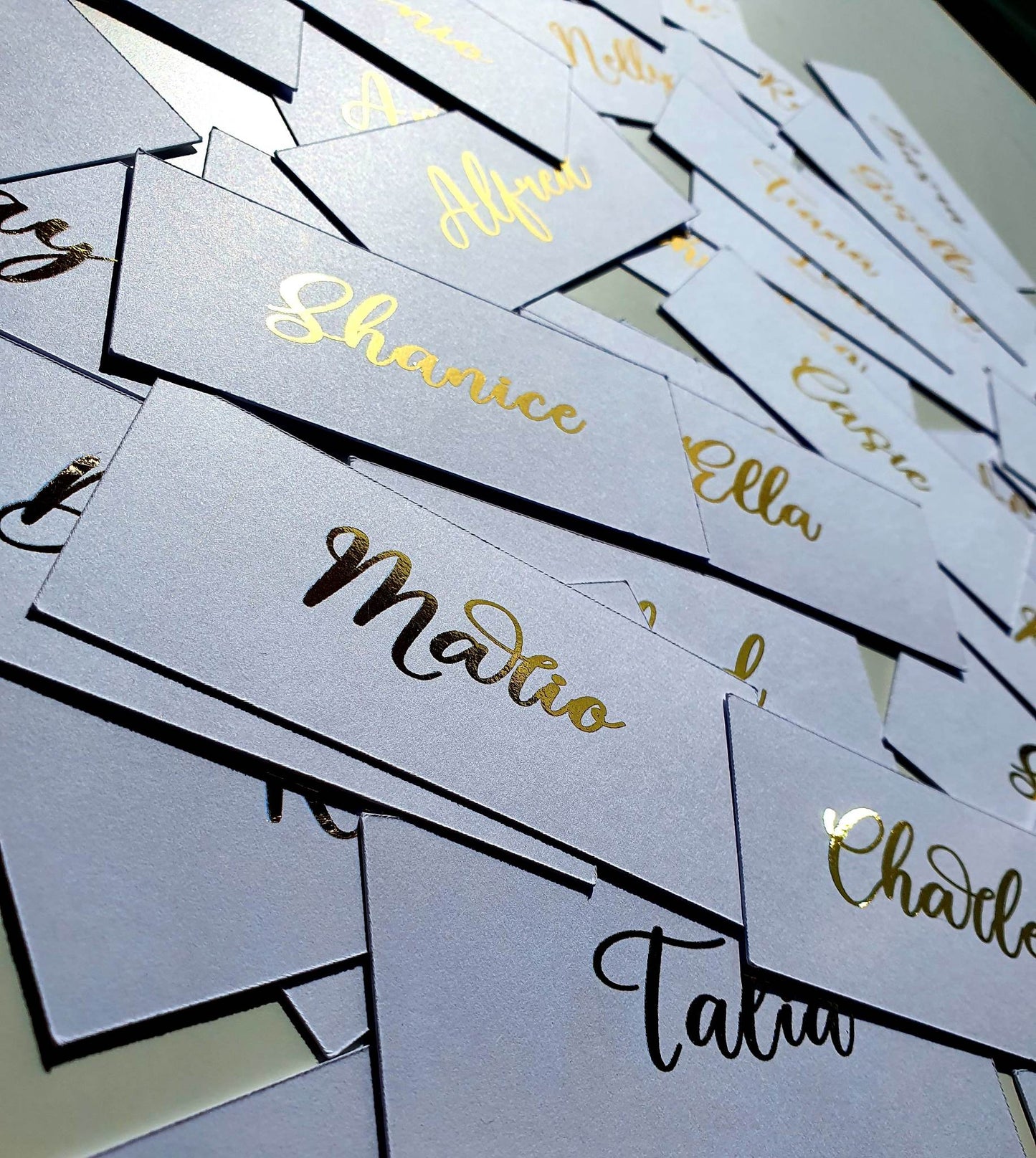 Place cards | Name cards | Folded Circle Flat Wavey | Gold Silver Rose Gold foil