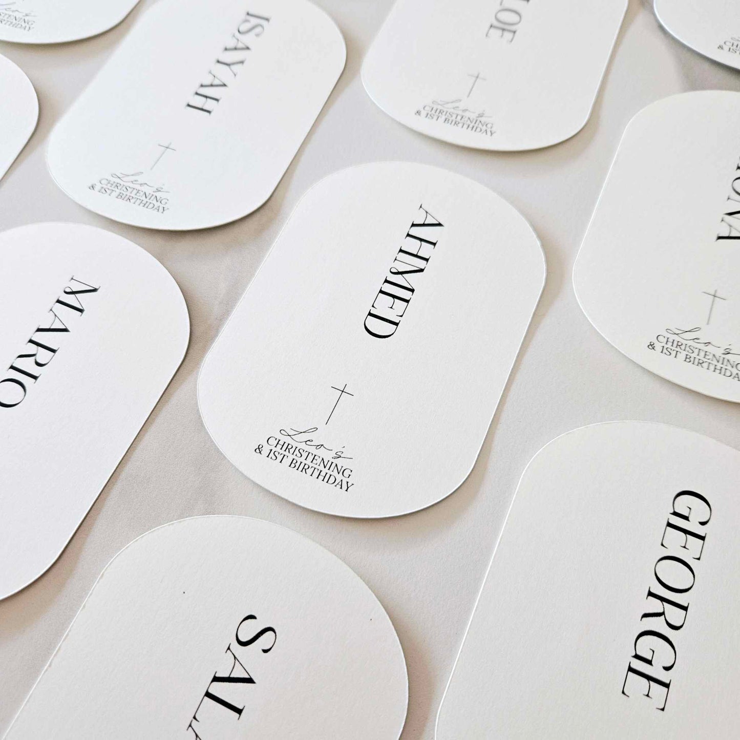 Place cards | Pill shape